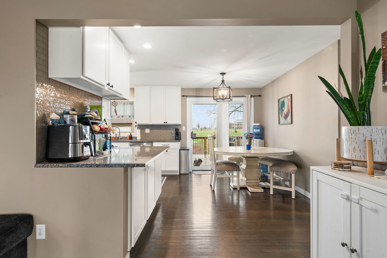 24024 Volbrecht Road Crete, IL 60417 - Photo 9 of 33