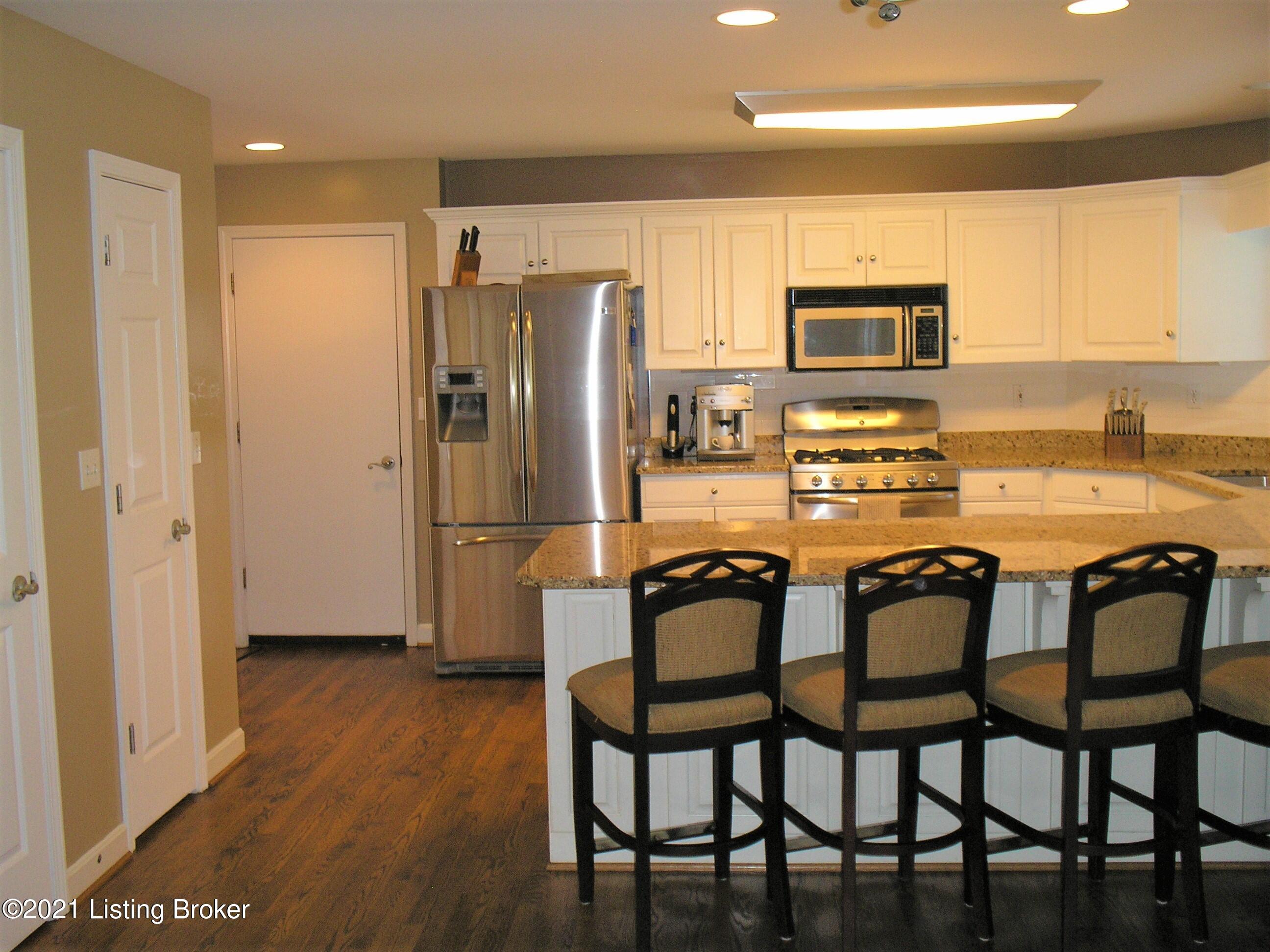 3219 Trail Ridge Road Louisville, KY 40241 - Photo 9 of 54 P1015631 (2)