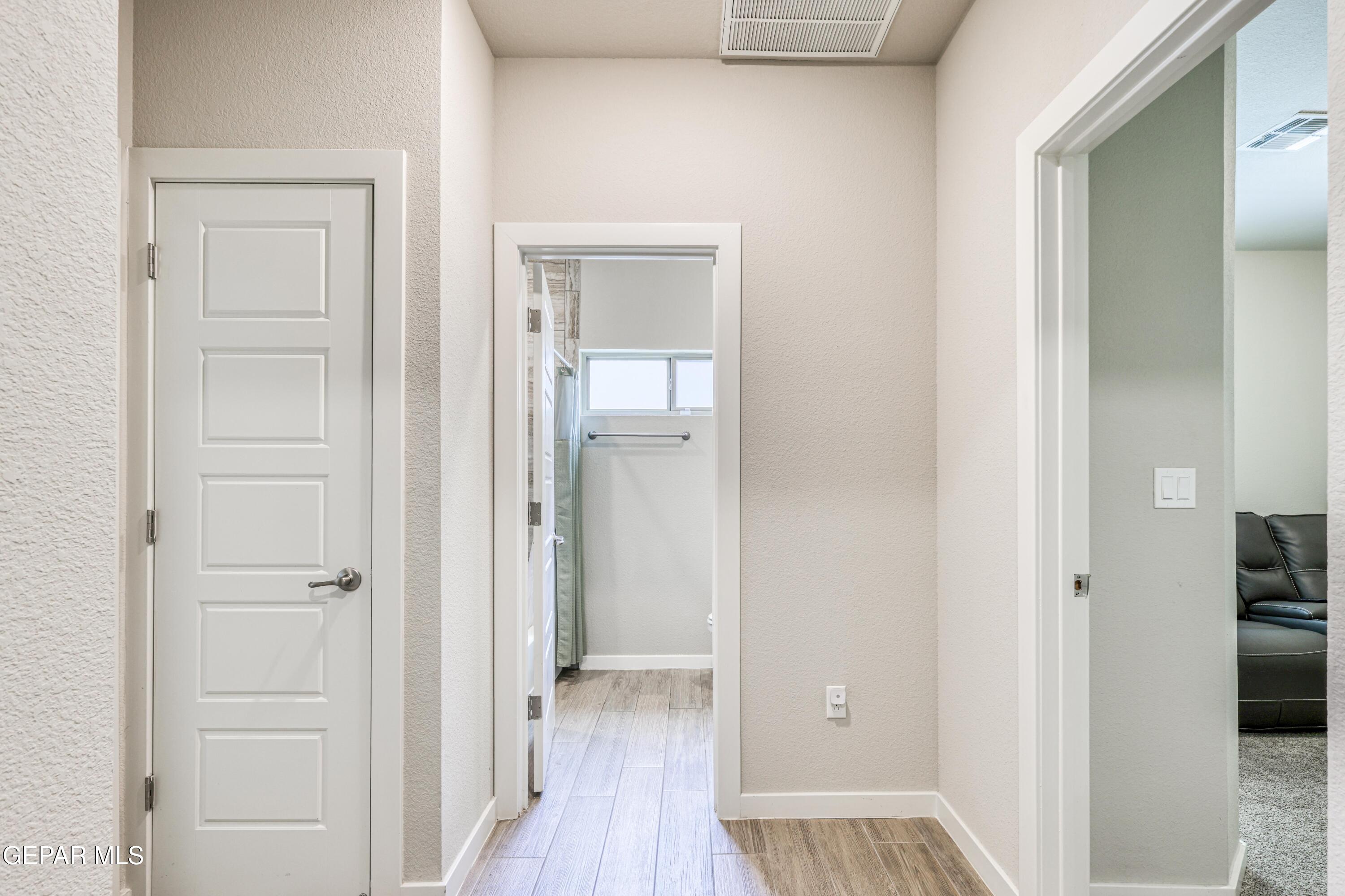 7797 Enchanted Ridge El Paso, TX 79911 - Photo 7 of 42 362A5547_HDR 2