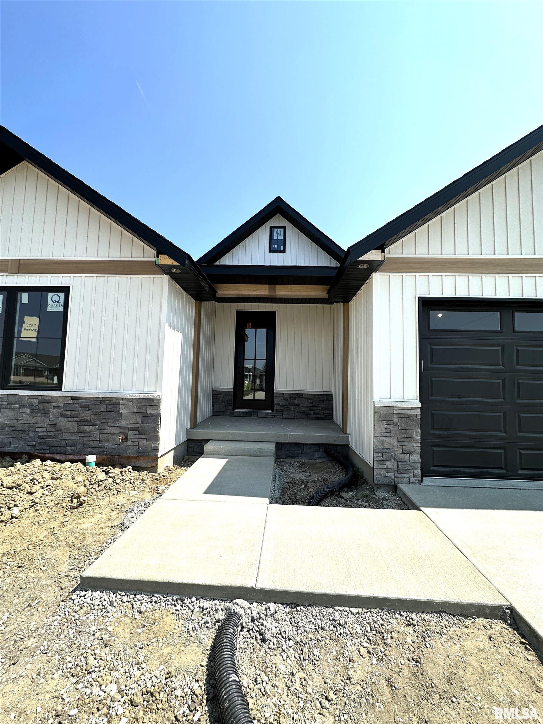 4705 Pearson Street Springfield, IL 62711 - Photo 2 of 9