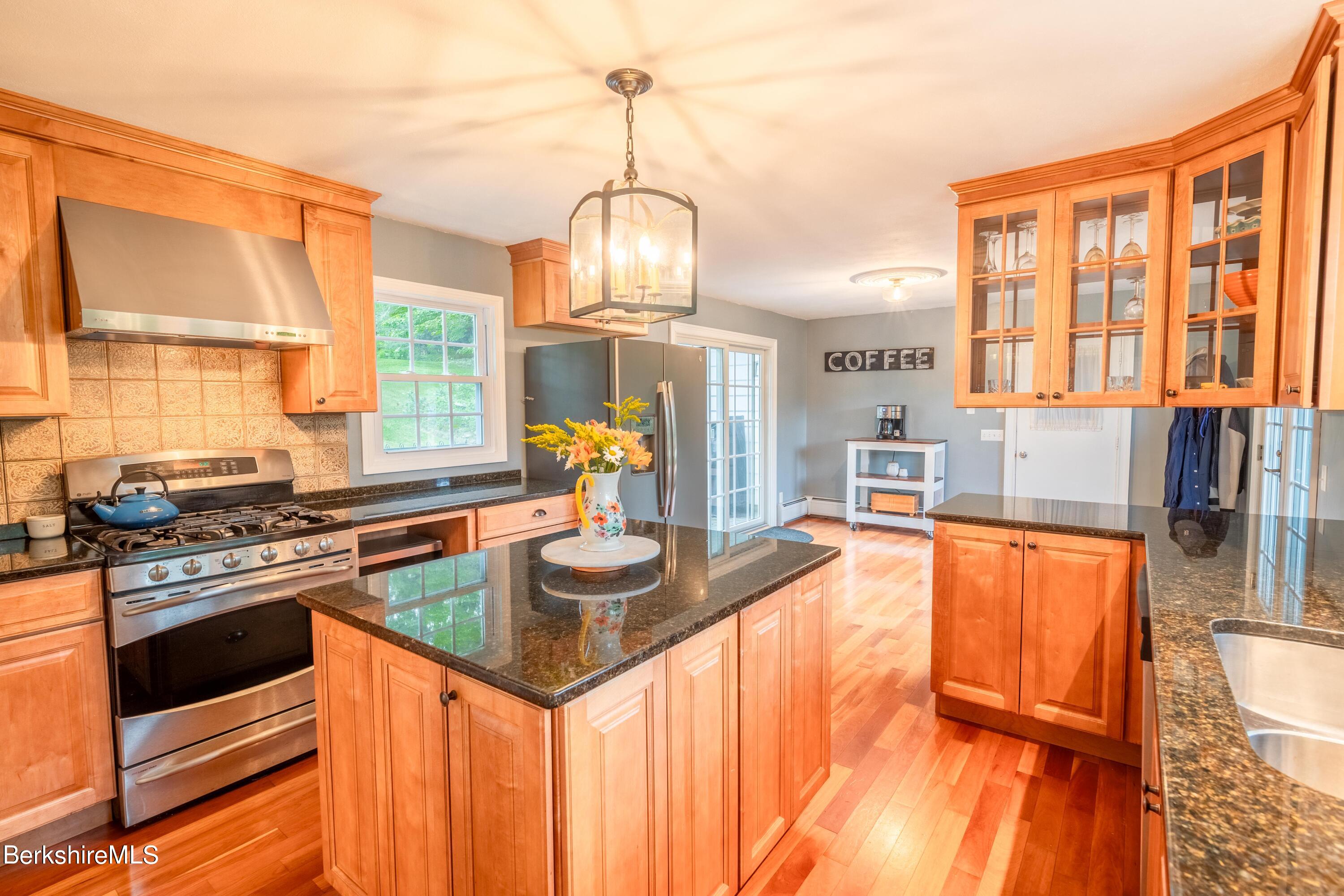 361 Lenox Road Richmond, MA 01254 - Photo 21 of 49 361Lenox-15