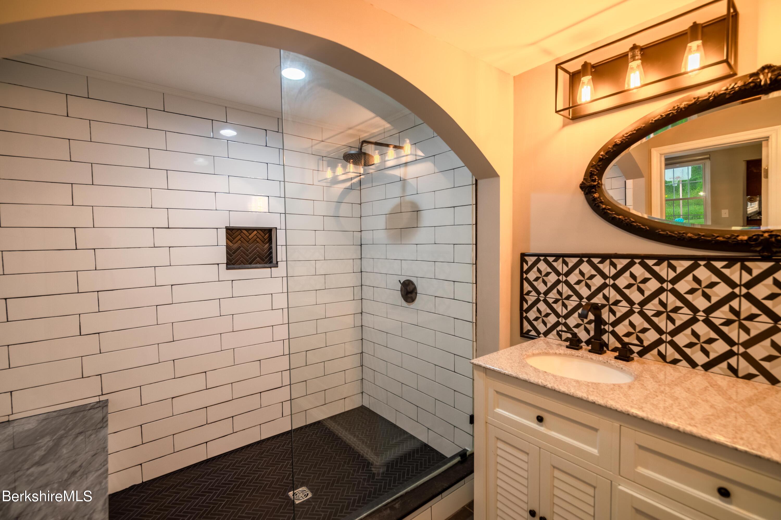 361 Lenox Road Richmond, MA 01254 - Photo 31 of 49 361Lenox-25