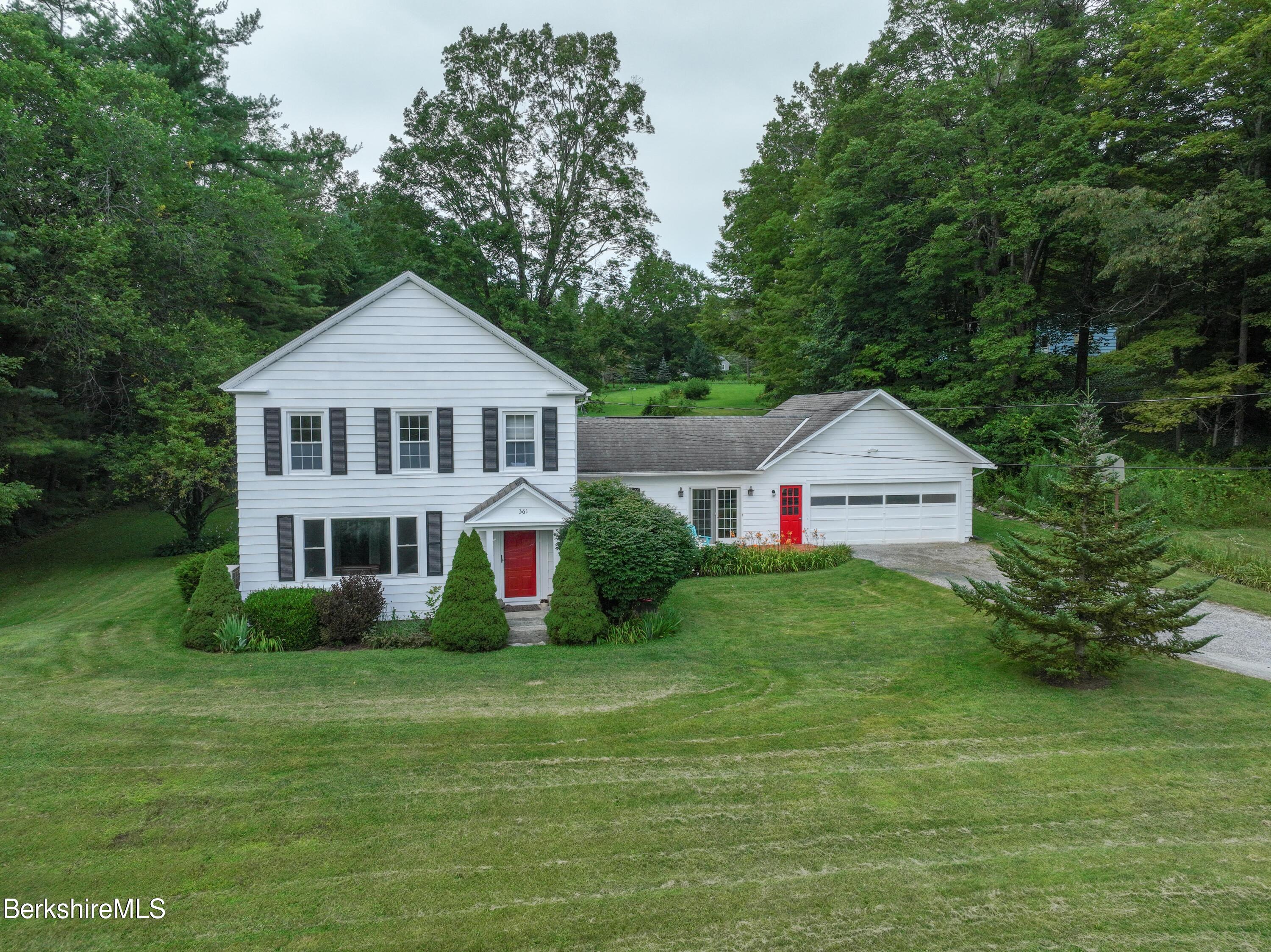 361 Lenox Road Richmond, MA 01254 - Photo 4 of 49 361Lenox-59