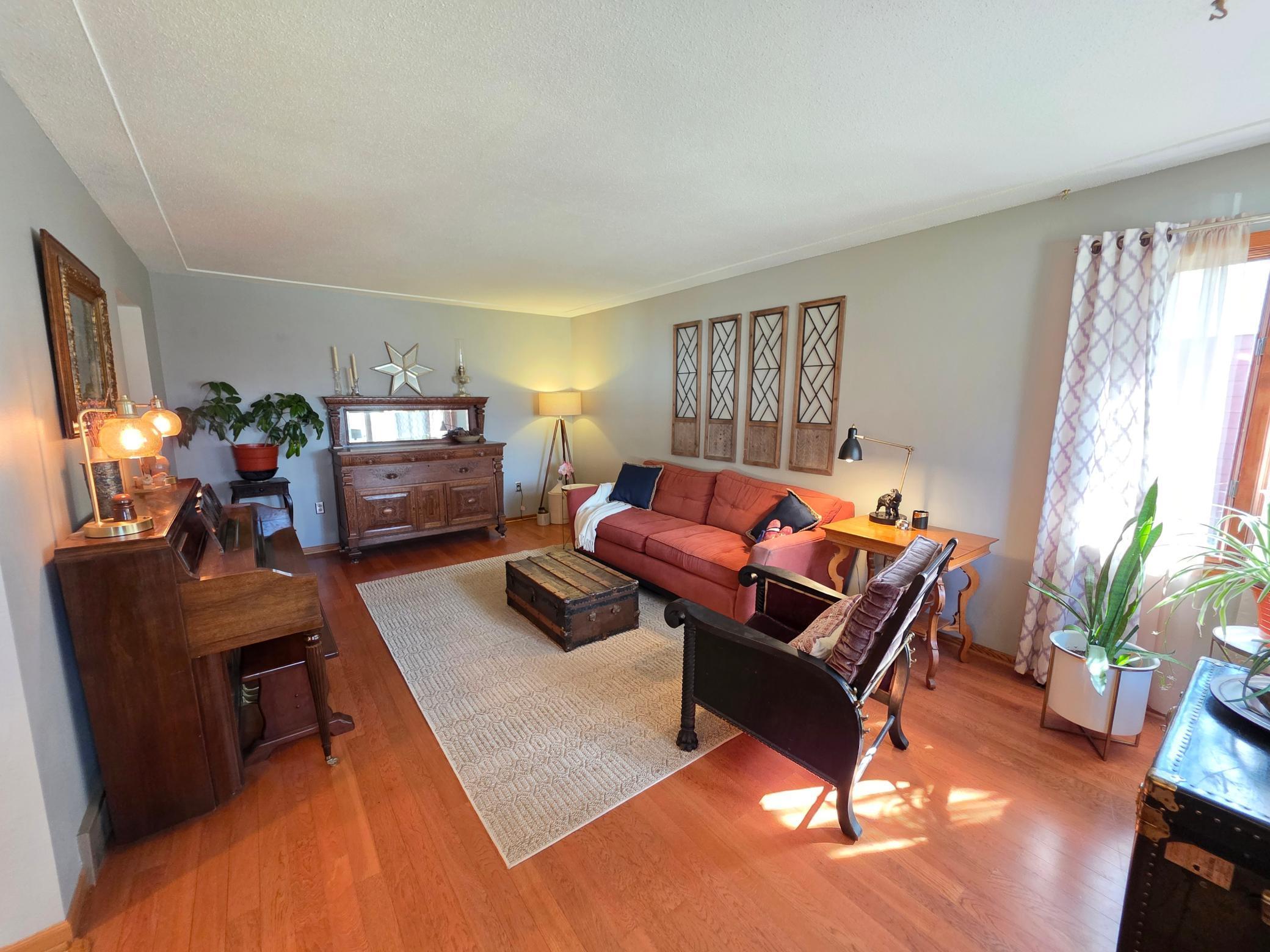 445 6th Street Southwest Plainview, MN 55964 - Photo 15 of 55