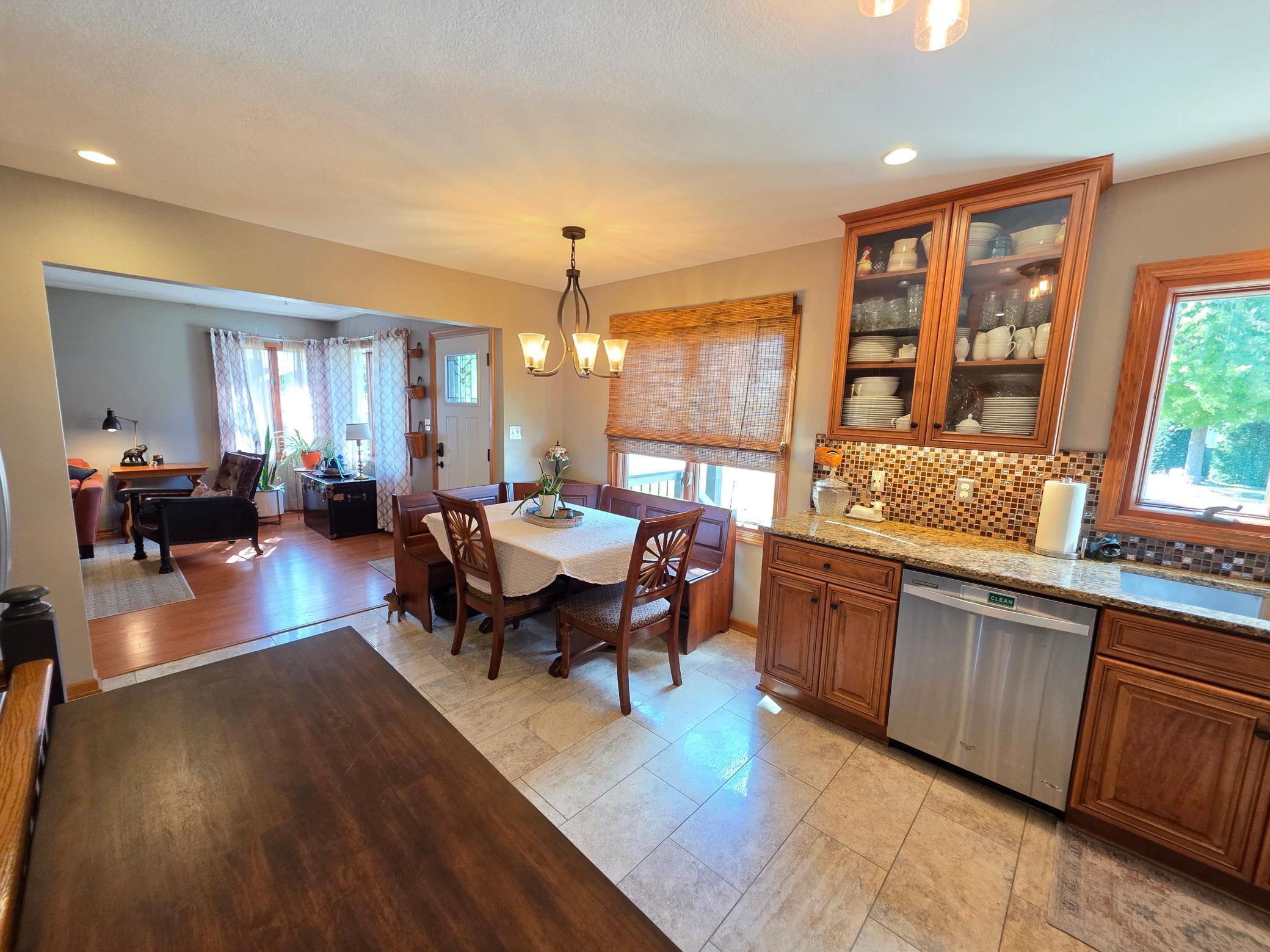 445 6th Street Southwest Plainview, MN 55964 - Photo 17 of 55