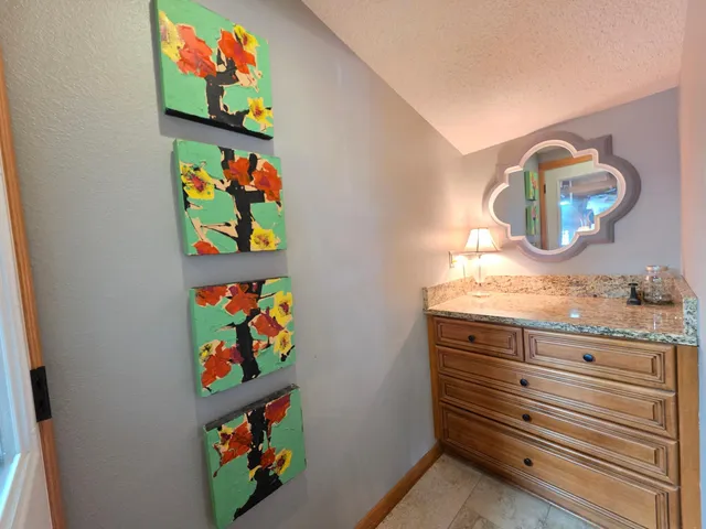 $314,900 | 445 6th Street Southwest, Plainview, MN 55964