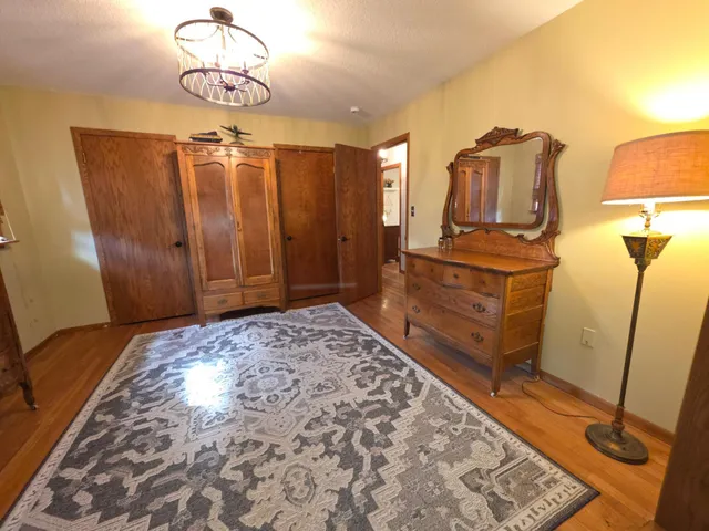 $314,900 | 445 6th Street Southwest, Plainview, MN 55964