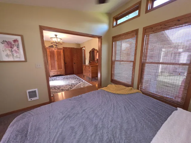 $314,900 | 445 6th Street Southwest, Plainview, MN 55964