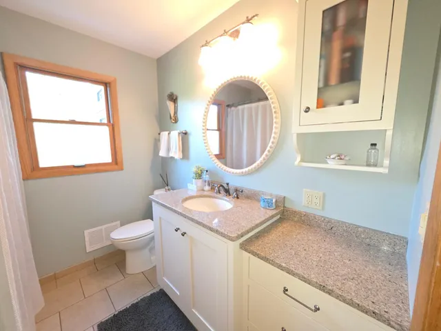 $314,900 | 445 6th Street Southwest, Plainview, MN 55964