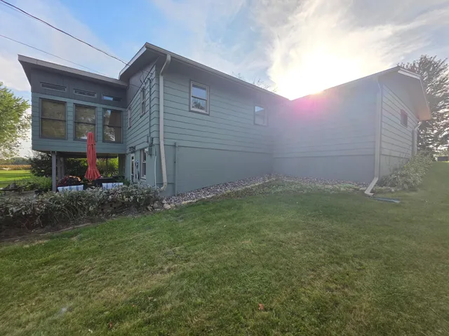 $314,900 | 445 6th Street Southwest, Plainview, MN 55964