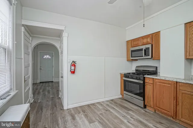 $2,200 | 30 South Railroad Avenue, Gloucester City, NJ 08030