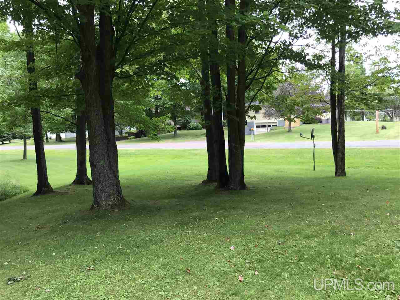 723 5th Street L'Anse, MI 49946 - Photo 27 of 31