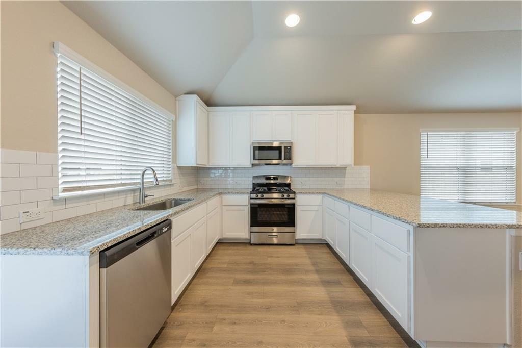 5705 Respinto Drive Austin, TX 78747 - Photo 7 of 18
