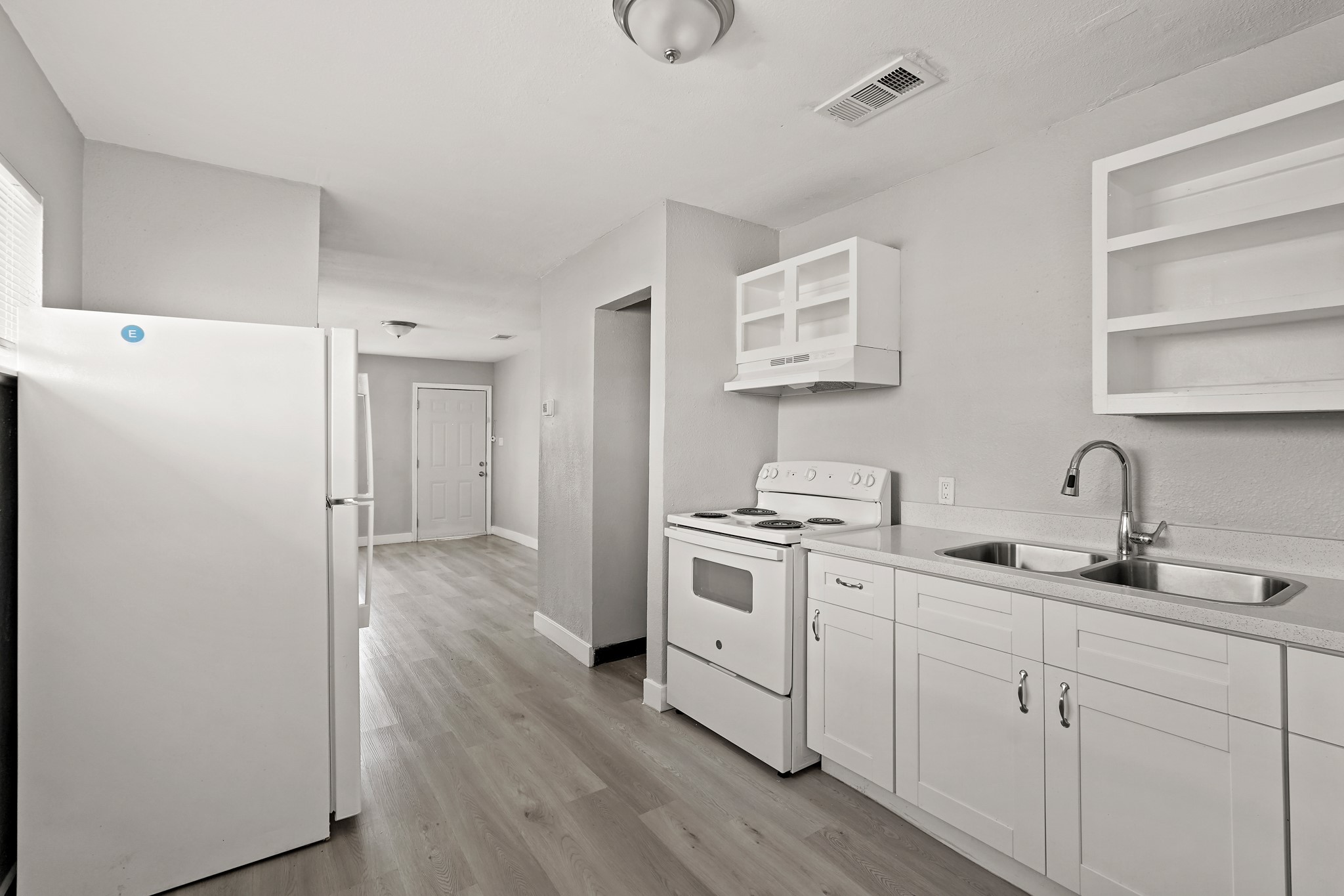 7815 Glass Street Houston, TX 77016 - Photo 11 of 14