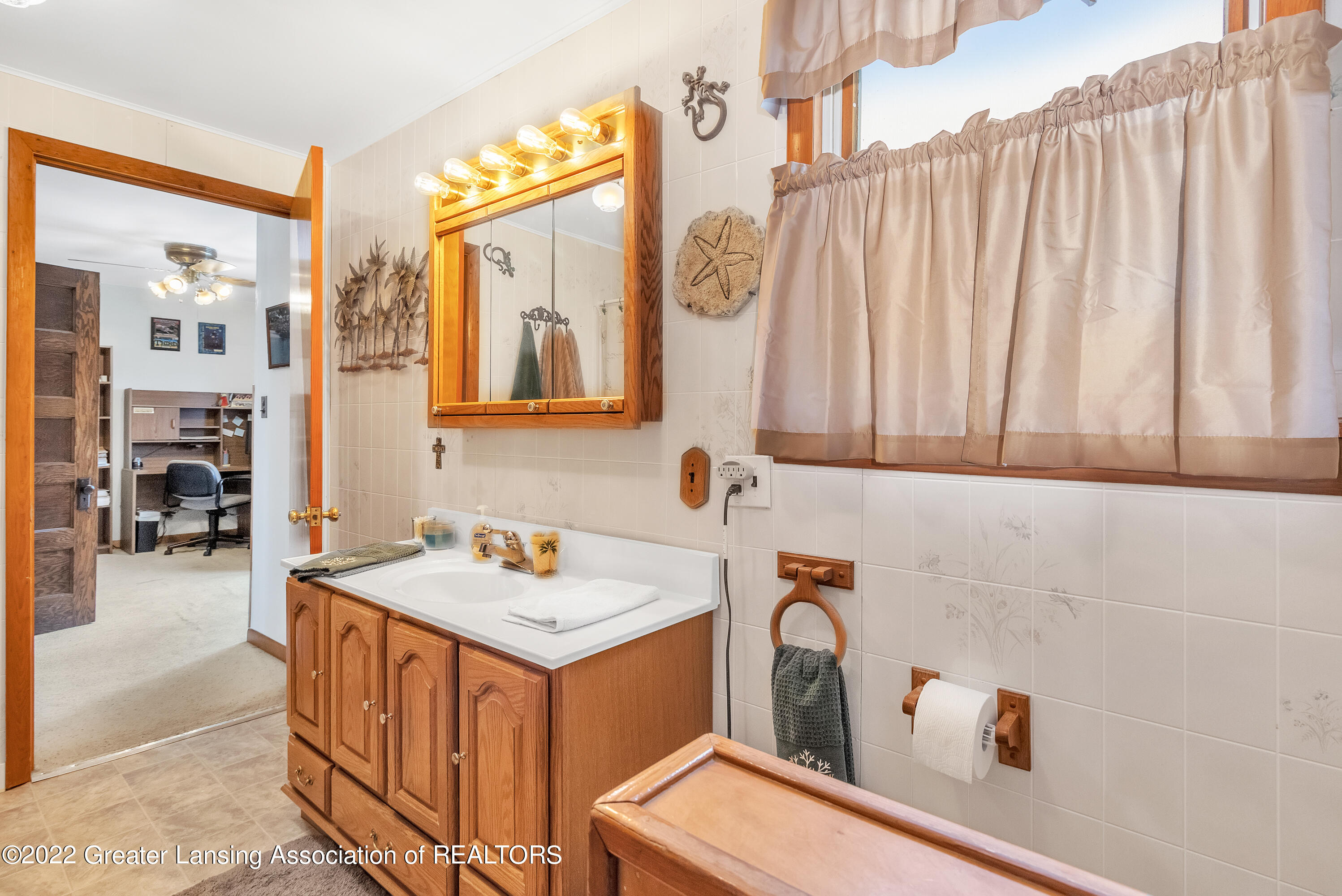 632 North Warren Road Ovid, MI 48866 - Photo 17 of 41 17-632-N-Warren-Rd-WindowStill-Real-Esta