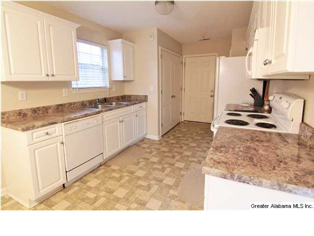 85 Crystal Avenue Bessemer, AL 35023 - Photo 5 of 13
