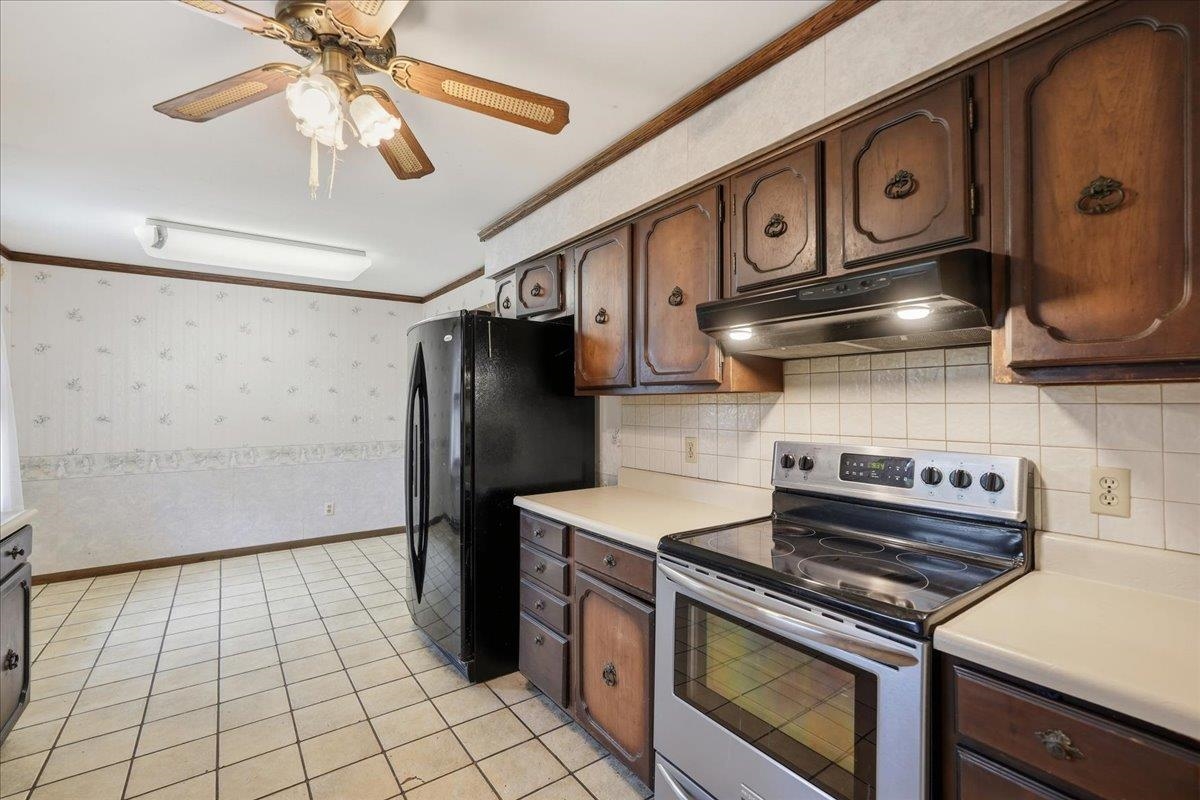 5302 Comanche Way Madison, WI 53704 - Photo 20 of 68