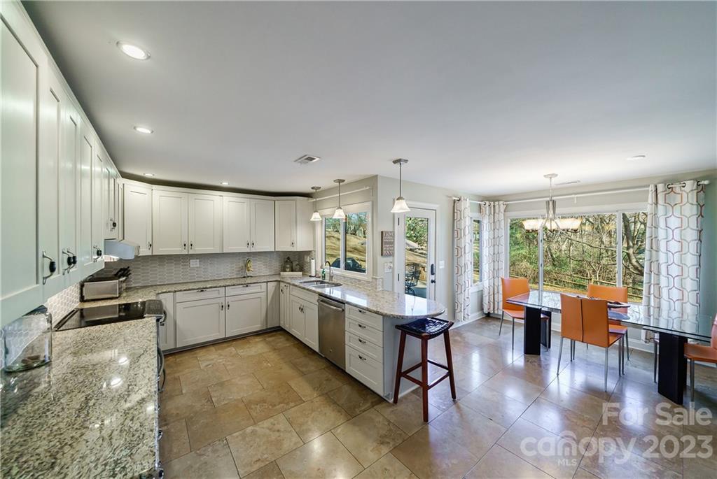 3942 Rounding Run Road Charlotte, NC 28277 - Photo 7 of 29 a large kitchen with lots of counter top space