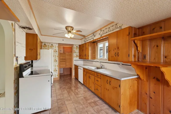 $325,000 | 85 Harding Avenue, Kingston, NY 12401