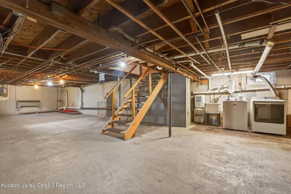 $325,000 | 85 Harding Avenue, Kingston, NY 12401