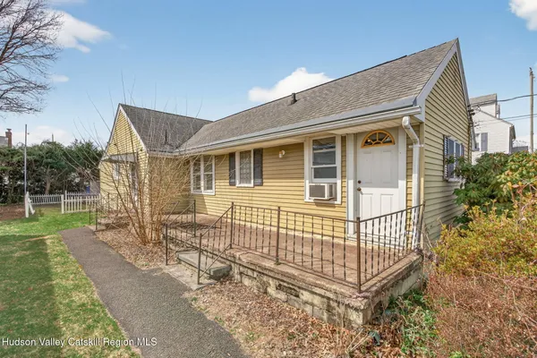 $325,000 | 85 Harding Avenue, Kingston, NY 12401