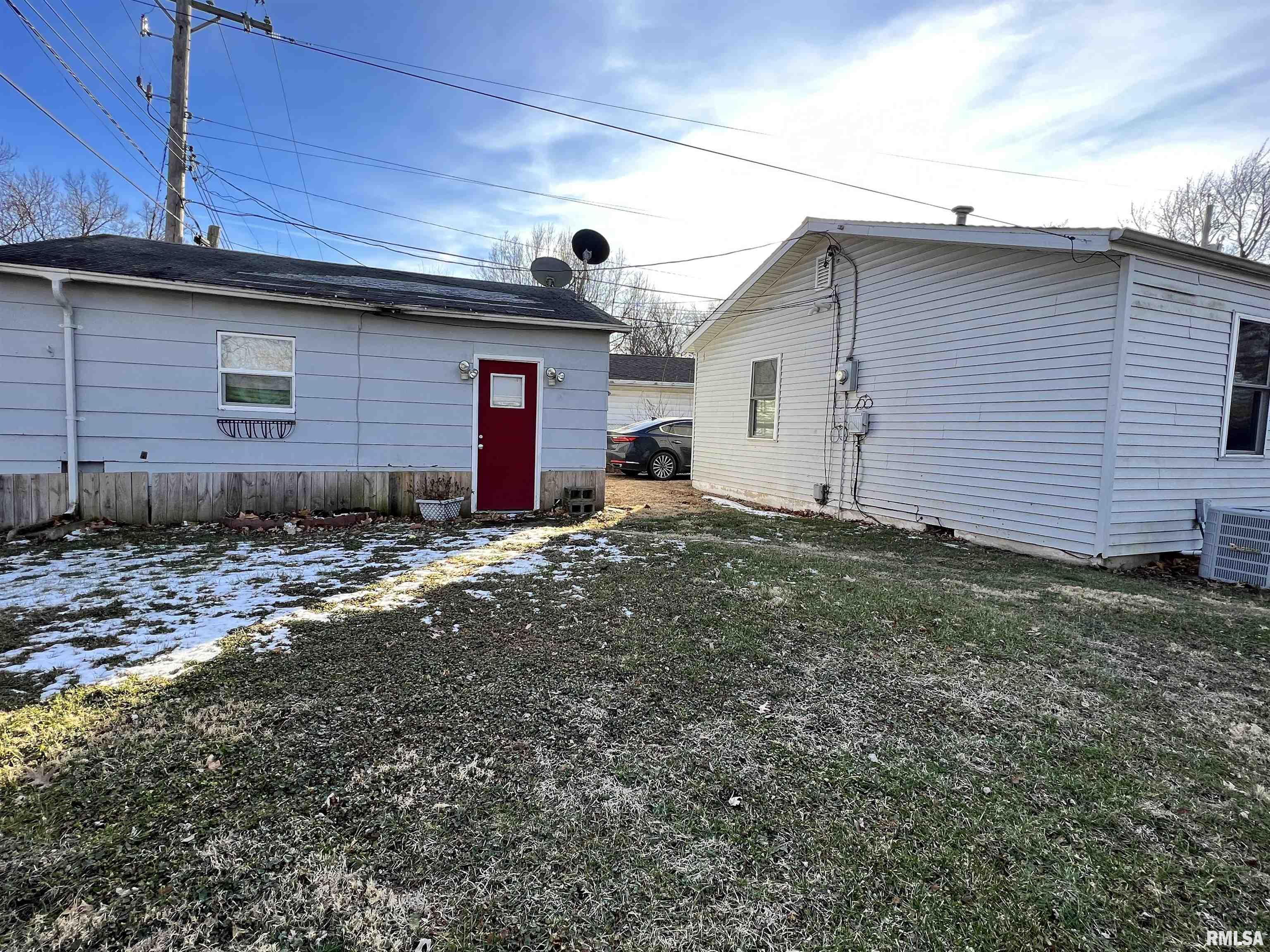 63 Lilac Lane Springfield, IL 62702 - Photo 23 of 31 Gallery Image 23