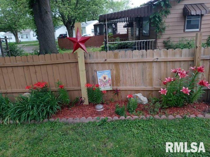 63 Lilac Lane Springfield, IL 62702 - Photo 24 of 31 Gallery Image 24