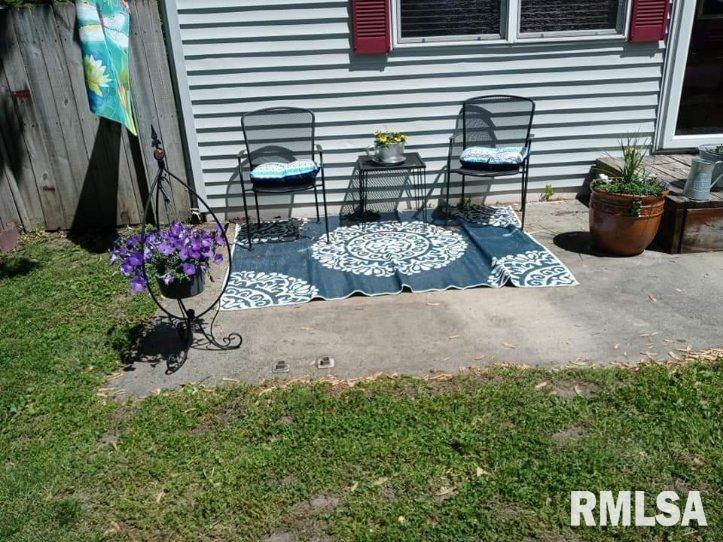 63 Lilac Lane Springfield, IL 62702 - Photo 26 of 31 Gallery Image 26