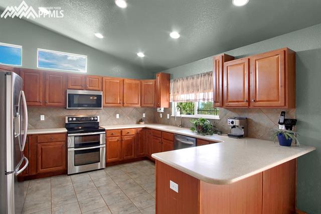 9764 Rockingham Drive Peyton, CO 80831 - Photo 11 of 36