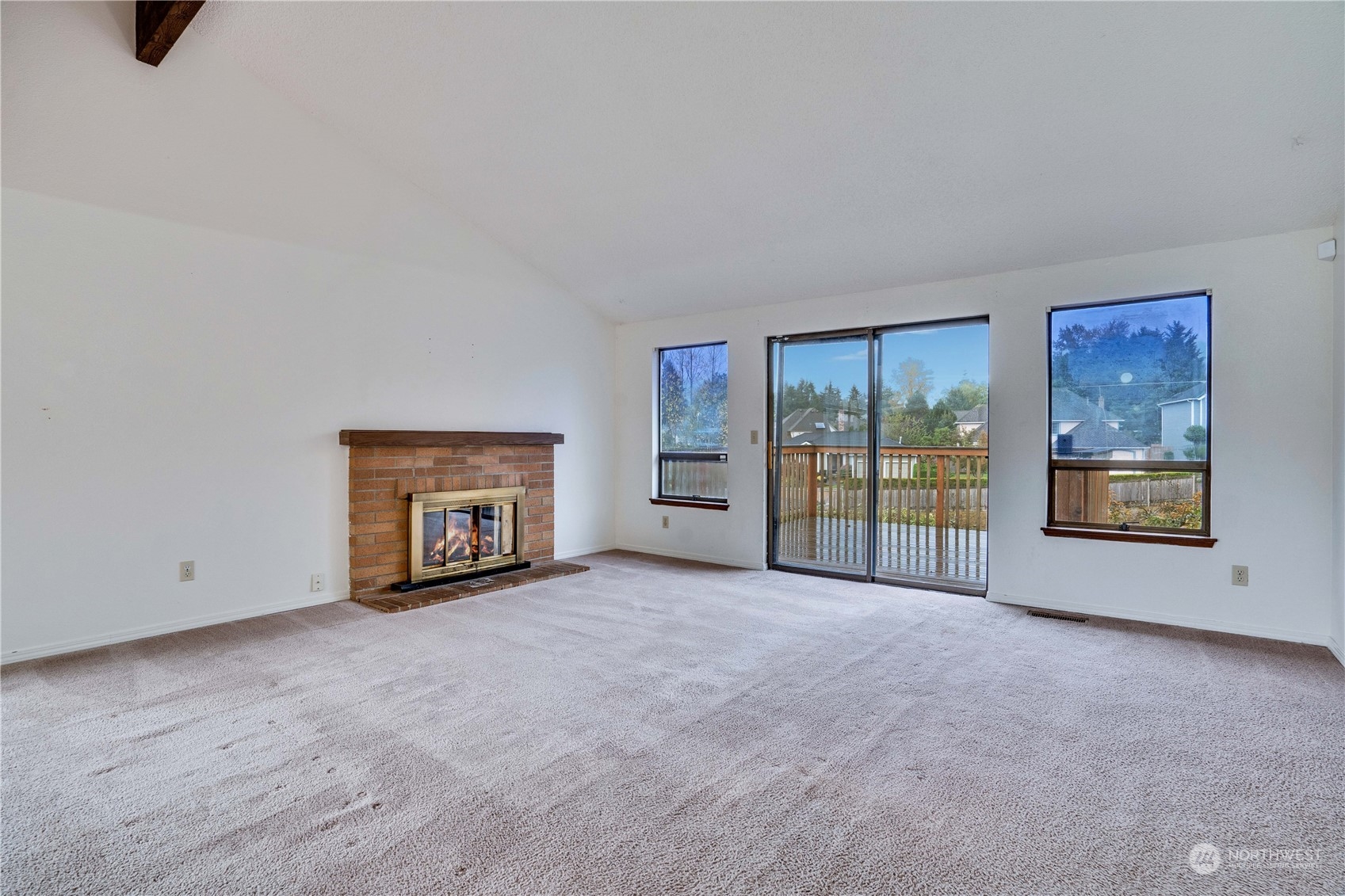 2813 Southwest 342nd Street Federal Way, WA 98023 - Photo 8 of 34 an empty room with windows
