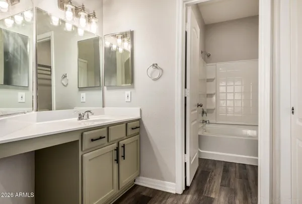 $270,000 | 1406 West Emerald Avenue, Unit 112, Mesa, AZ 85202