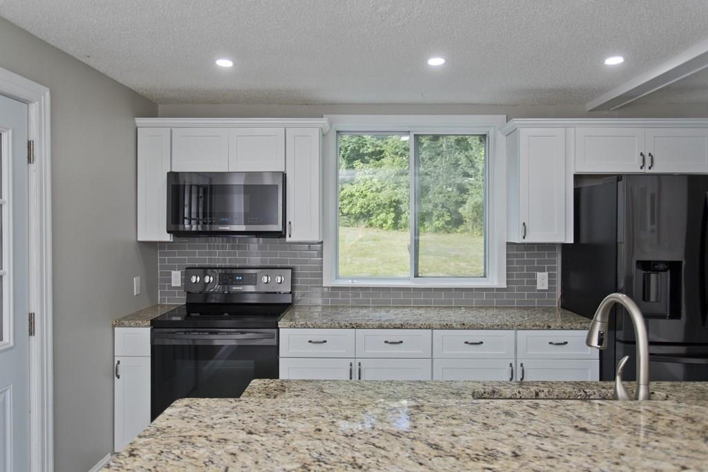 26 Granville Road Southwick, MA 01077 - Photo 8 of 42 Gallery Image 8