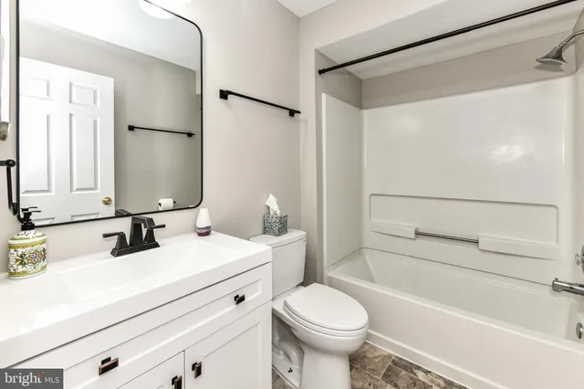 $2,100 | 8616 Shadwell Drive, Unit 63, Alexandria, VA 22309