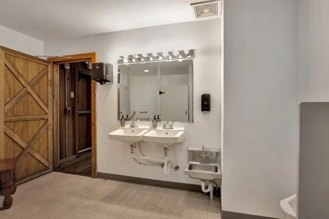 $1,900,000 | 11845 Highway 41, Monteagle, TN 37356