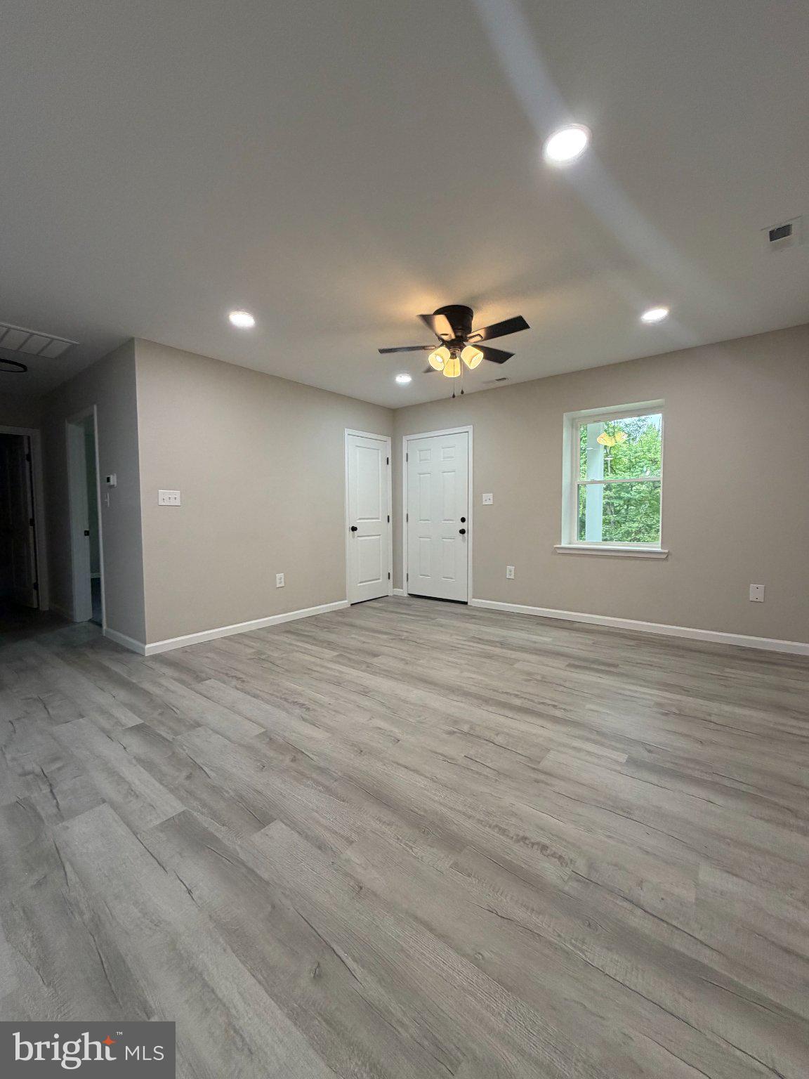 4480 Phillips Road La Plata, MD 20646 - Photo 10 of 21 Livingroom