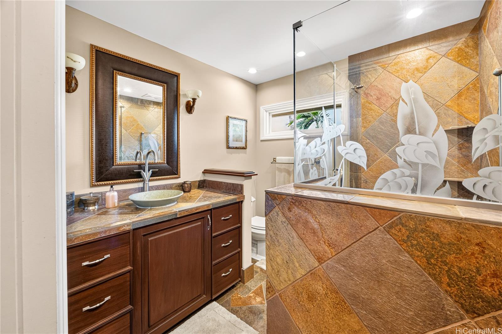 443 Portlock Road Honolulu, HI 96825 - Photo 16 of 25