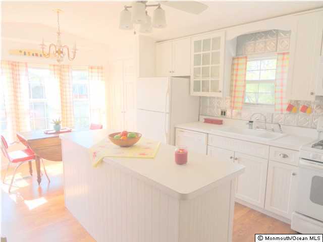 77 Ruffian Way Howell, NJ 07731 - Photo 4 of 12 Additional Photo