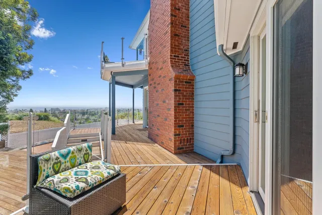 a utility room with sink dryer and washer