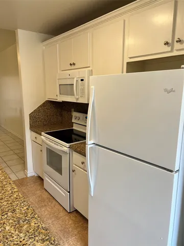 $1,300 | 712 Sharp Street, Franklin, TX 77856