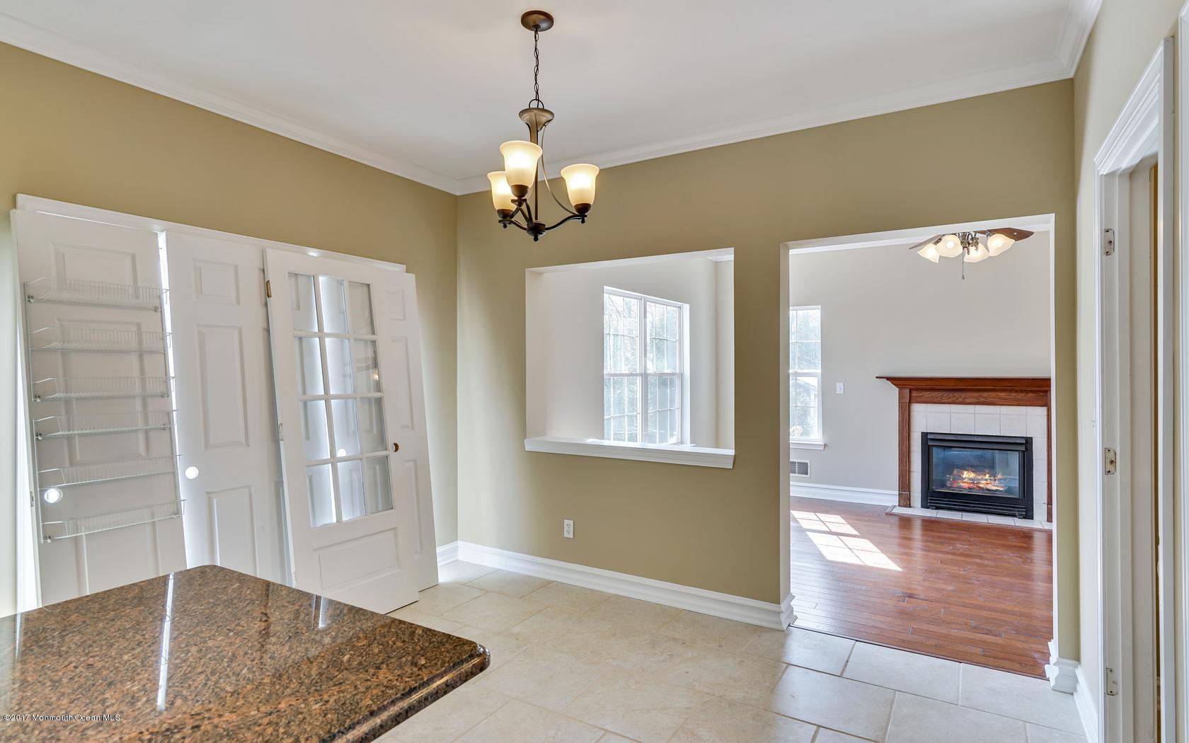 62 Middlesex Road, Unit 1/2 Matawan, NJ 07747 - Photo 13 of 30 27