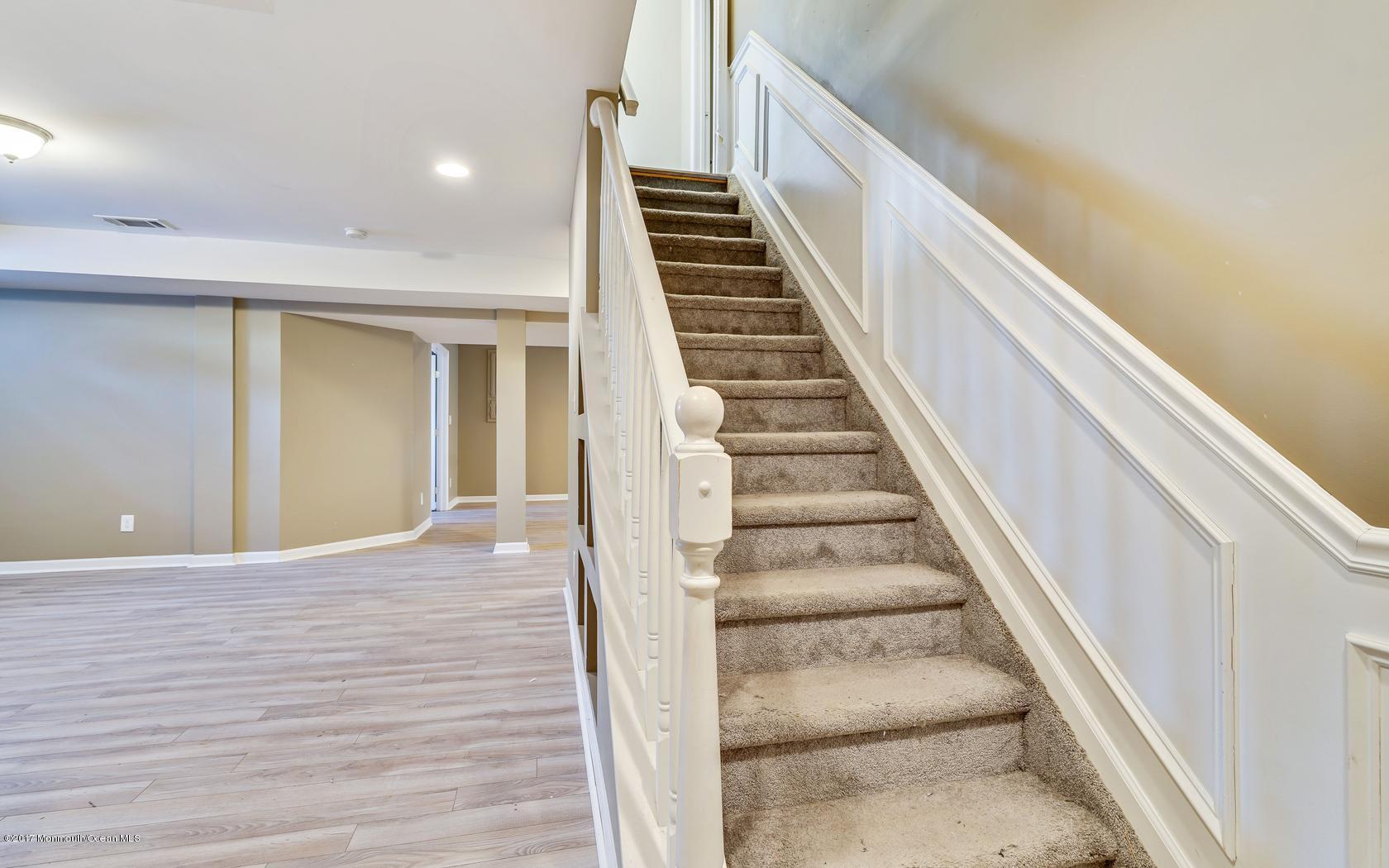 62 Middlesex Road, Unit 1/2 Matawan, NJ 07747 - Photo 25 of 30 54