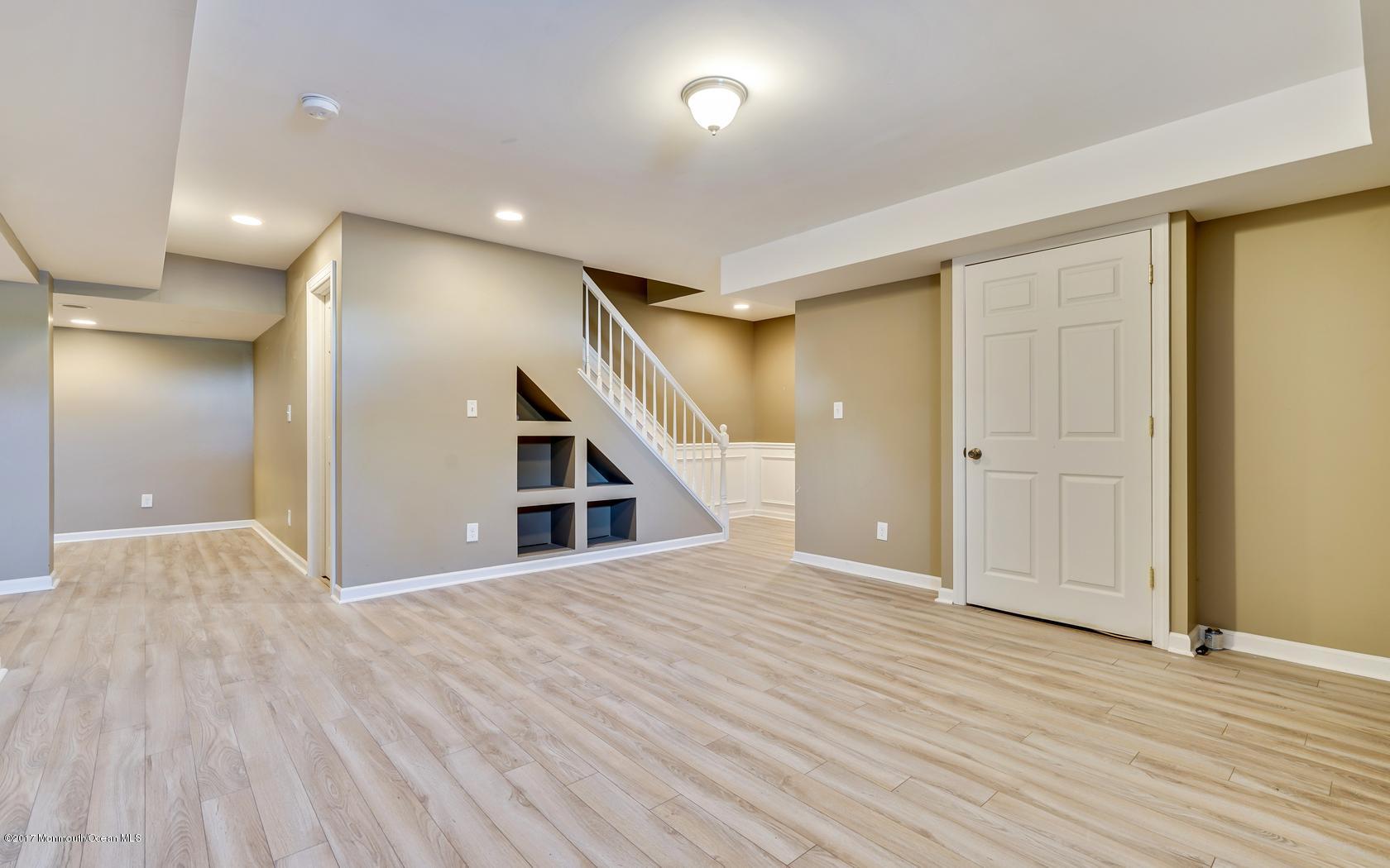 62 Middlesex Road, Unit 1/2 Matawan, NJ 07747 - Photo 27 of 30 57
