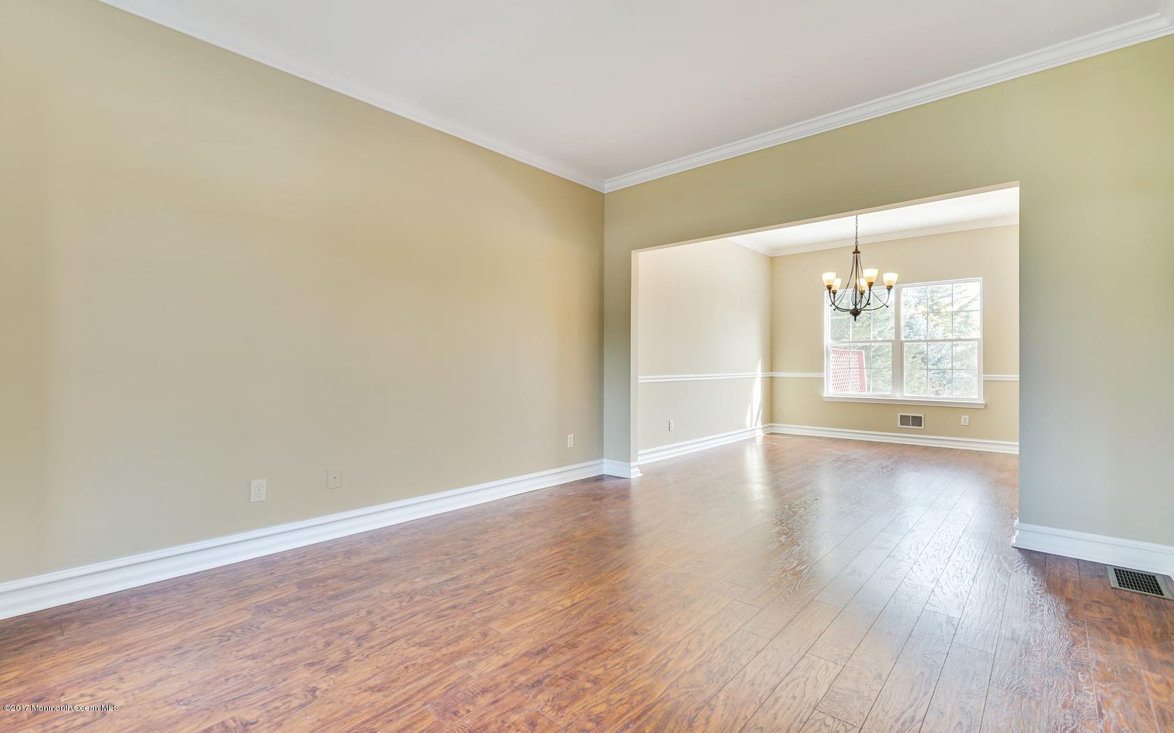 62 Middlesex Road, Unit 1/2 Matawan, NJ 07747 - Photo 5 of 30 12