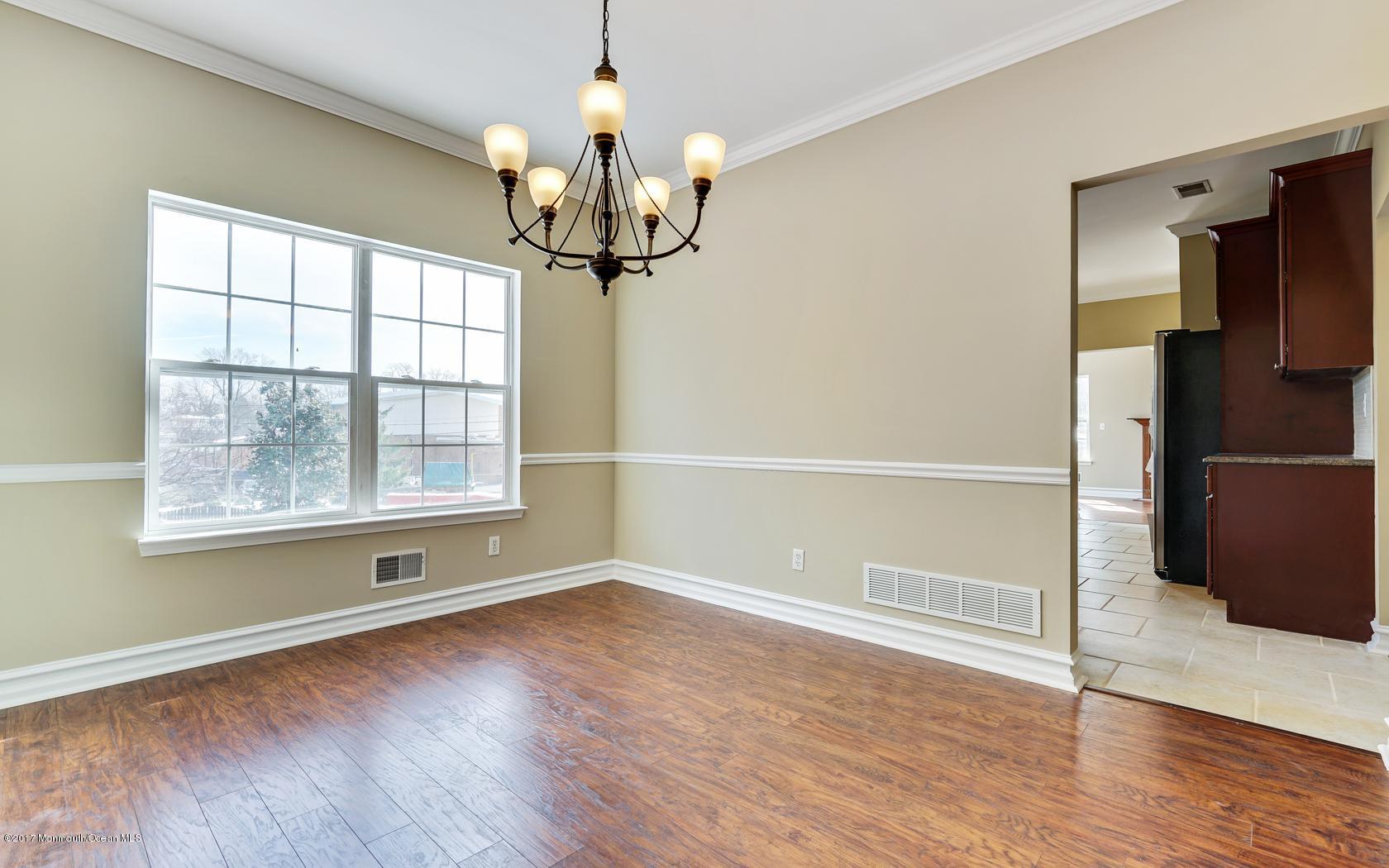 62 Middlesex Road, Unit 1/2 Matawan, NJ 07747 - Photo 8 of 30 17
