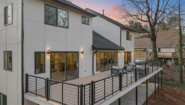 $1,650,000 | 250 Bruton Way Northeast, Atlanta, GA 30342