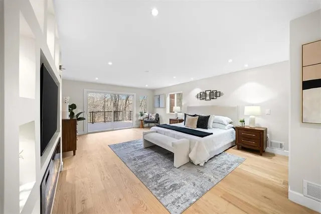 $1,650,000 | 250 Bruton Way Northeast, Atlanta, GA 30342