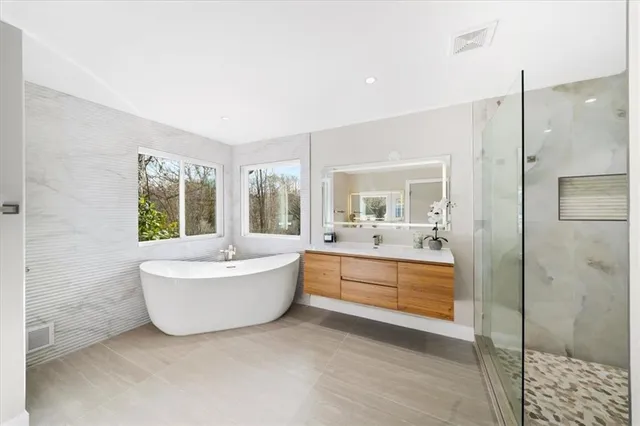 $1,650,000 | 250 Bruton Way Northeast, Atlanta, GA 30342