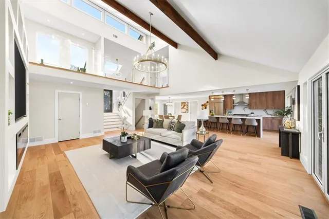 $1,650,000 | 250 Bruton Way Northeast, Atlanta, GA 30342