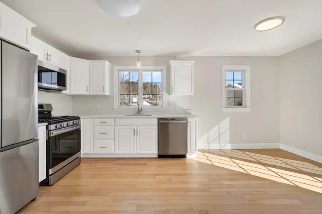 $699,900 | 865 Washington Street, Unit 6, Canton, MA 02021