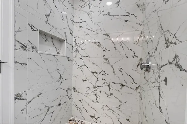 $699,900 | 865 Washington Street, Unit 6, Canton, MA 02021